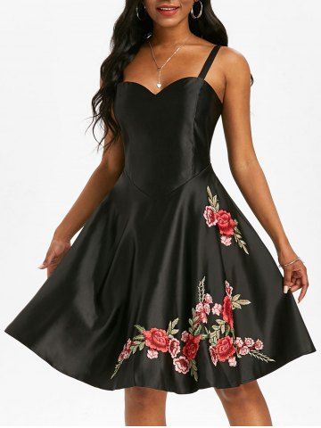 Flor de apliques un vestido de fiesta de línea - BLACK - S