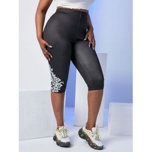 

Plus Size Flower Print High Waisted Crop Leggings, Black