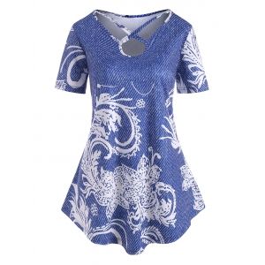 

Plus Size Keyhole Cross Print Uneven Hem Tee, Blue