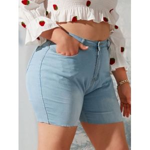 

High Waisted Raw Hem Plus Size Denim Shorts, Light blue