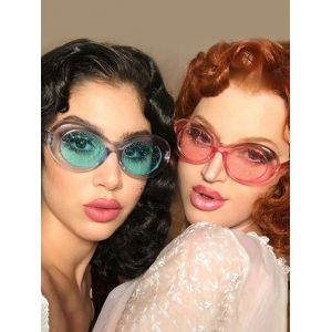 

Plastic Frame Outdoor Sunglasses, Light pink