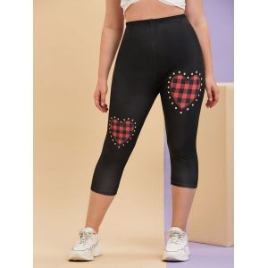 Plus Size Plaid Heart Print Capri Leggings, Black