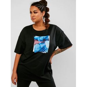 

Plus Size Kissing Statue Print Short Sleeve Tee, Black