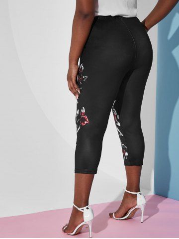 Plus Size High Rise Floral Print Capri Leggings