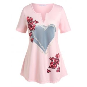 

Plus Size Valentine Heart Pattern V Notch Tee, Light pink