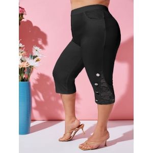 

Plus Size Lace Panel Buttoned Capri Leggings, Black