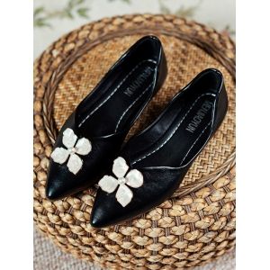 

Floral Pointed Toe Flat Shoes, Black