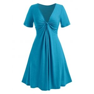 

Plus Size Twisted Plunging Collar Dress, Blue