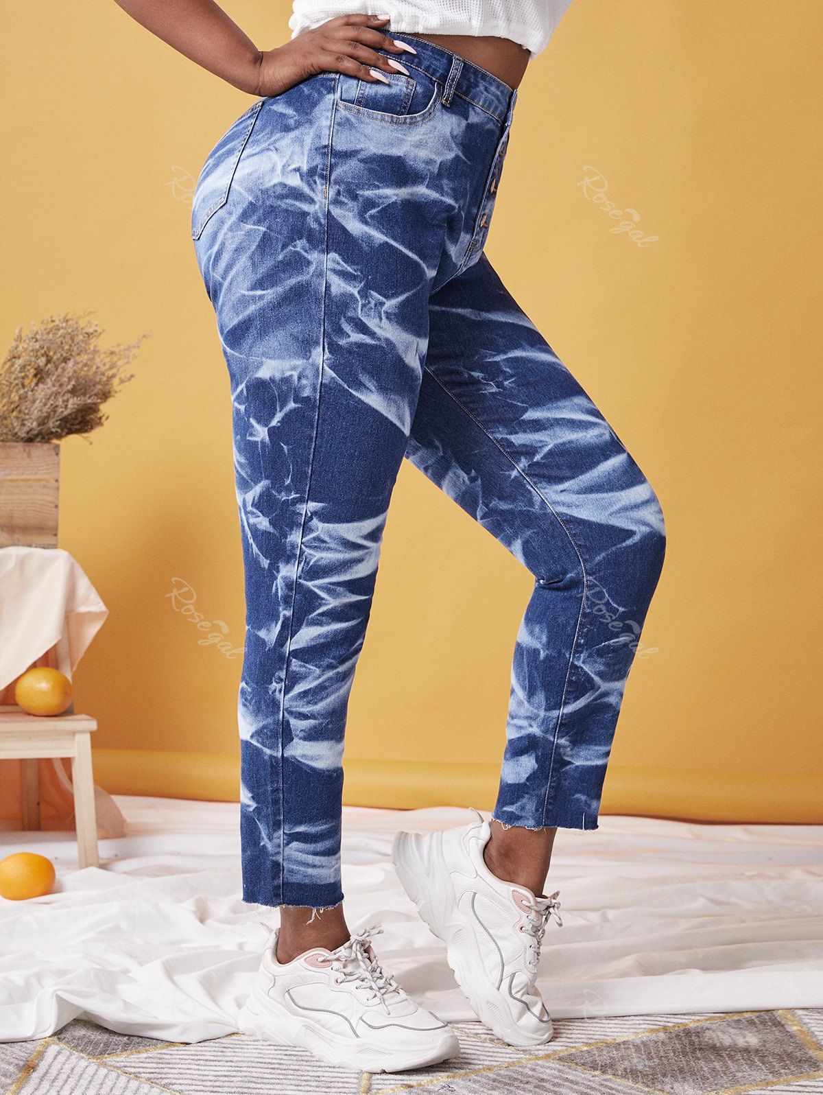New Plus Size Tie Dye Button Fly Frayed Jeans  
