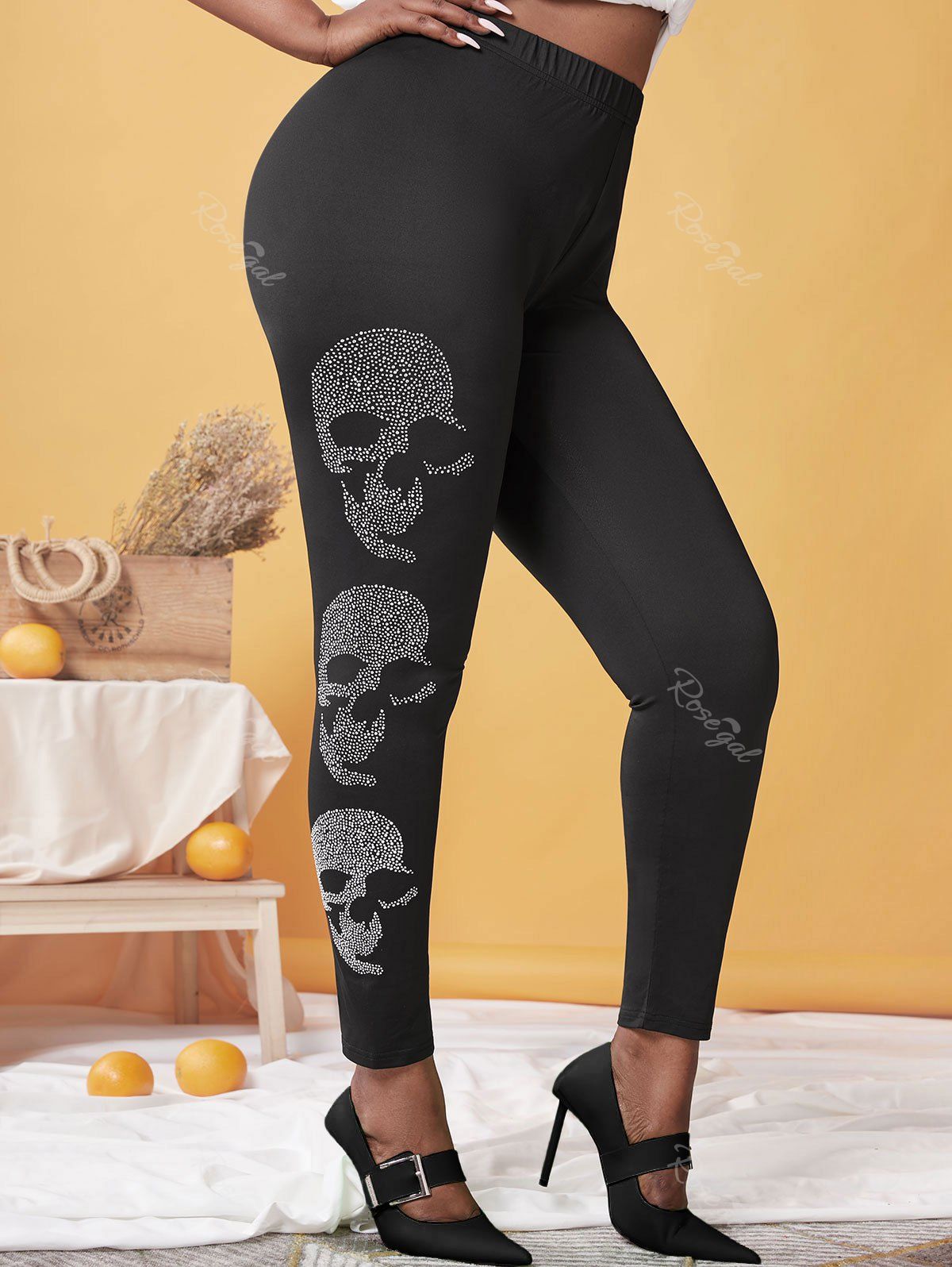 Cheap Plus Size Studded Skull Halloween Leggings  