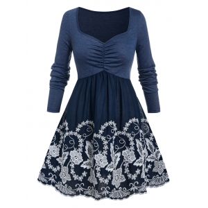 

Plus Size Flower Embroidered Ruched T-shirt, Deep blue