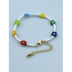 

Fresh Flower Beaded Bracelet, White