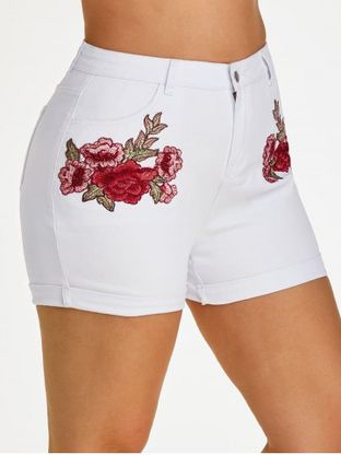 Plus Size Floral Applique High Rise Cuffed Shorts