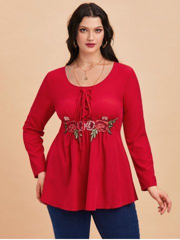 Plus Size Lace Up Flower Applique T Shirt