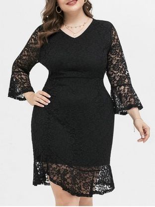Plus Size Bell Sleeve Flounce Lace Bodycon Dress