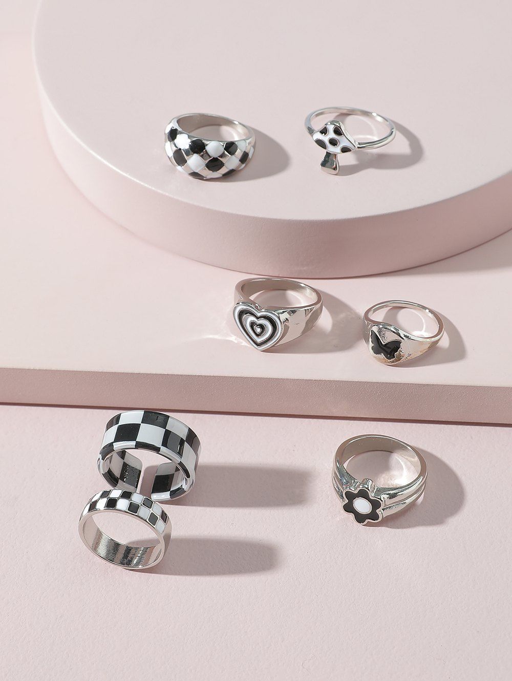 Outfits 7 Pcs Two Tone Checkerboard Flower Ring Set  