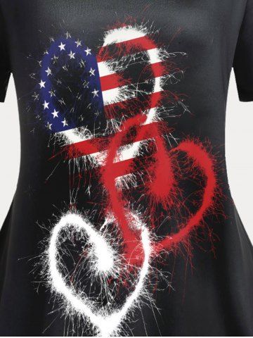 Plus Size & Curve Heart American Flag Print Patriotic Tee