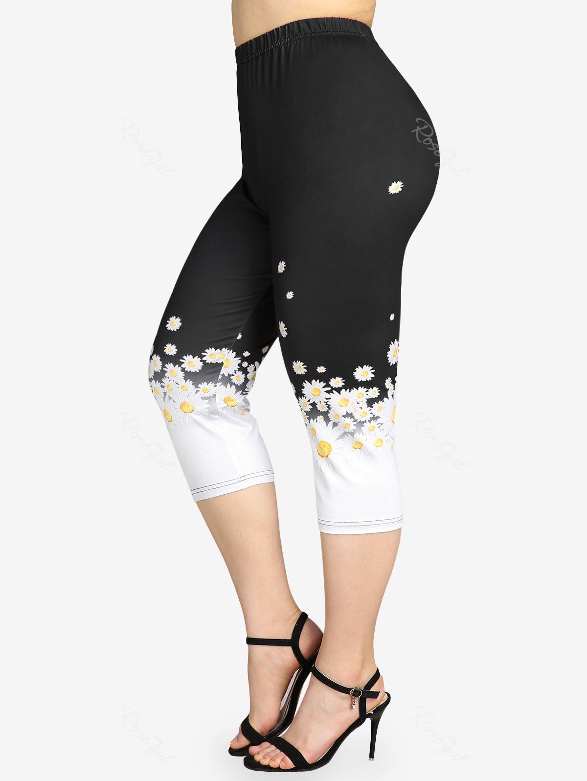 Buy Plus Size High Rise Daisy Print Skinny Capri Leggings  