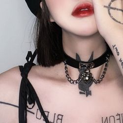 Gothic Punk Heart Pattern Lock Chains Faux Leather Choker Necklace - BLACK
