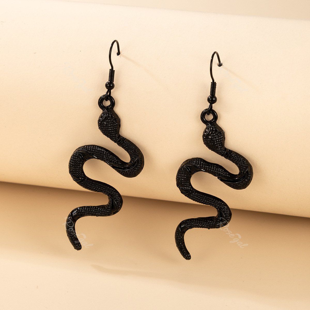 Boucles D'Oreilles Pendantes en Forme de Serpent en Métal Style Gothique Noir 