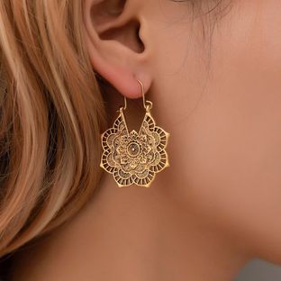 Ethnic Style Retro Earrings Exotic Metal Hollow Flower Antique Earrings