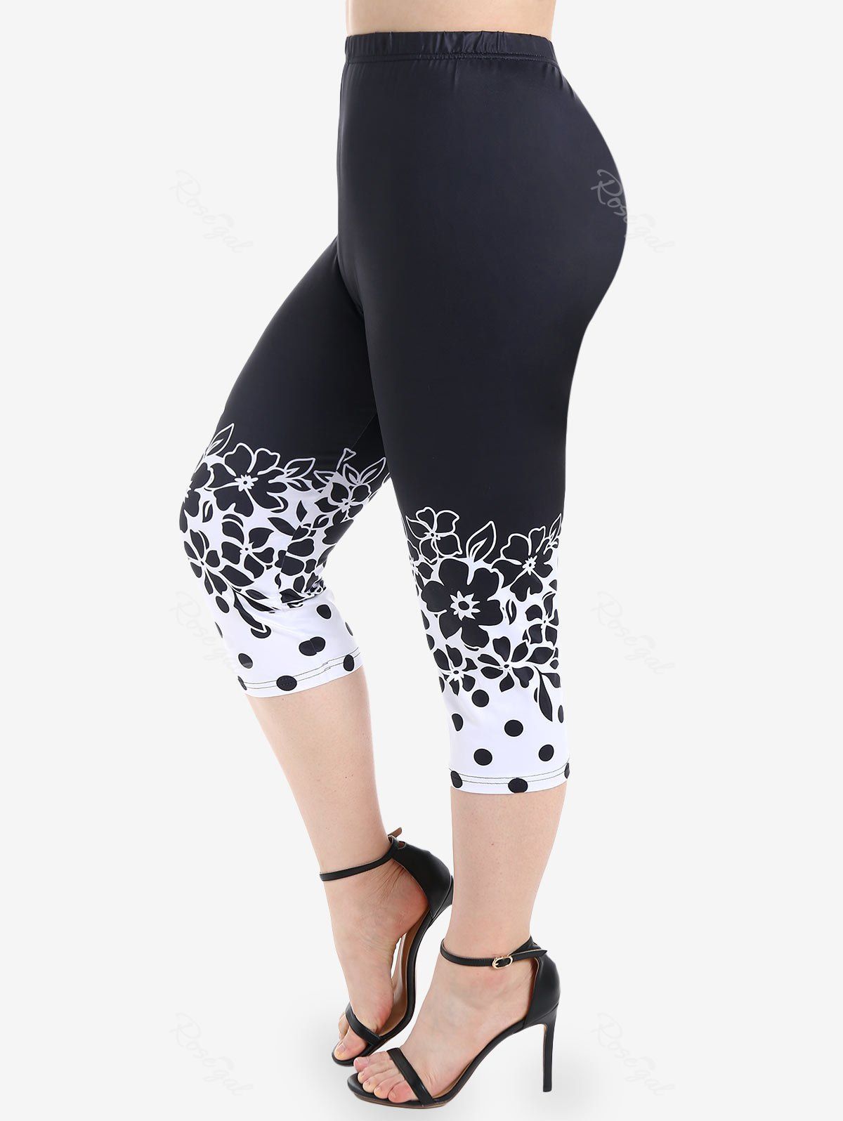 Affordable Plus Size Polka Dot Floral Print Capri Leggings  