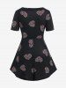 T-shirt à Imprimé Cœur de Grande Taille à Volants à Col en Cœur - Noir 2X | US 18-20