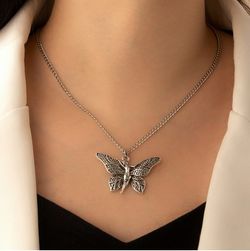Vintage Butterfly Angle Pendant Necklace - SILVER