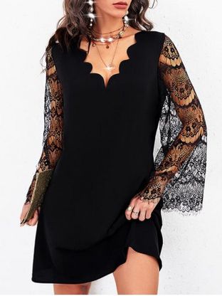 Plus Size Lace Bell Sleeve Scalloped A Line Dress