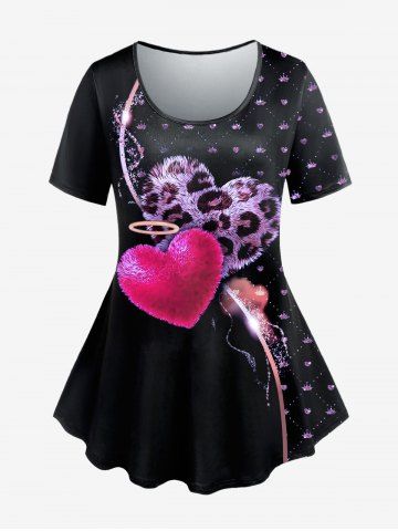 Plus Size Short Sleeve Leopard Heart Print T-shirt - BLACK - 5X | US 30-32