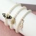3 Pièces Bracelet Halloween Chauve-souris Toile D'Araignée Squelette Pendant en Fausse Perle - Blanc 