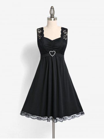 Plus Size Lace Insert Beading Heart Ring Ruched Dress - BLACK - 5X