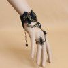 Bracelet en Dentelle Gothique Chaîne Vintage en Strass - Noir 