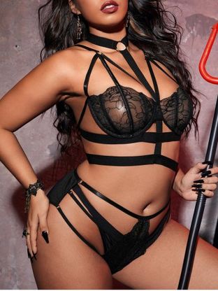 Plus Size Caged Cutout Lace Panel Strappy Underwire Harness Bra Set