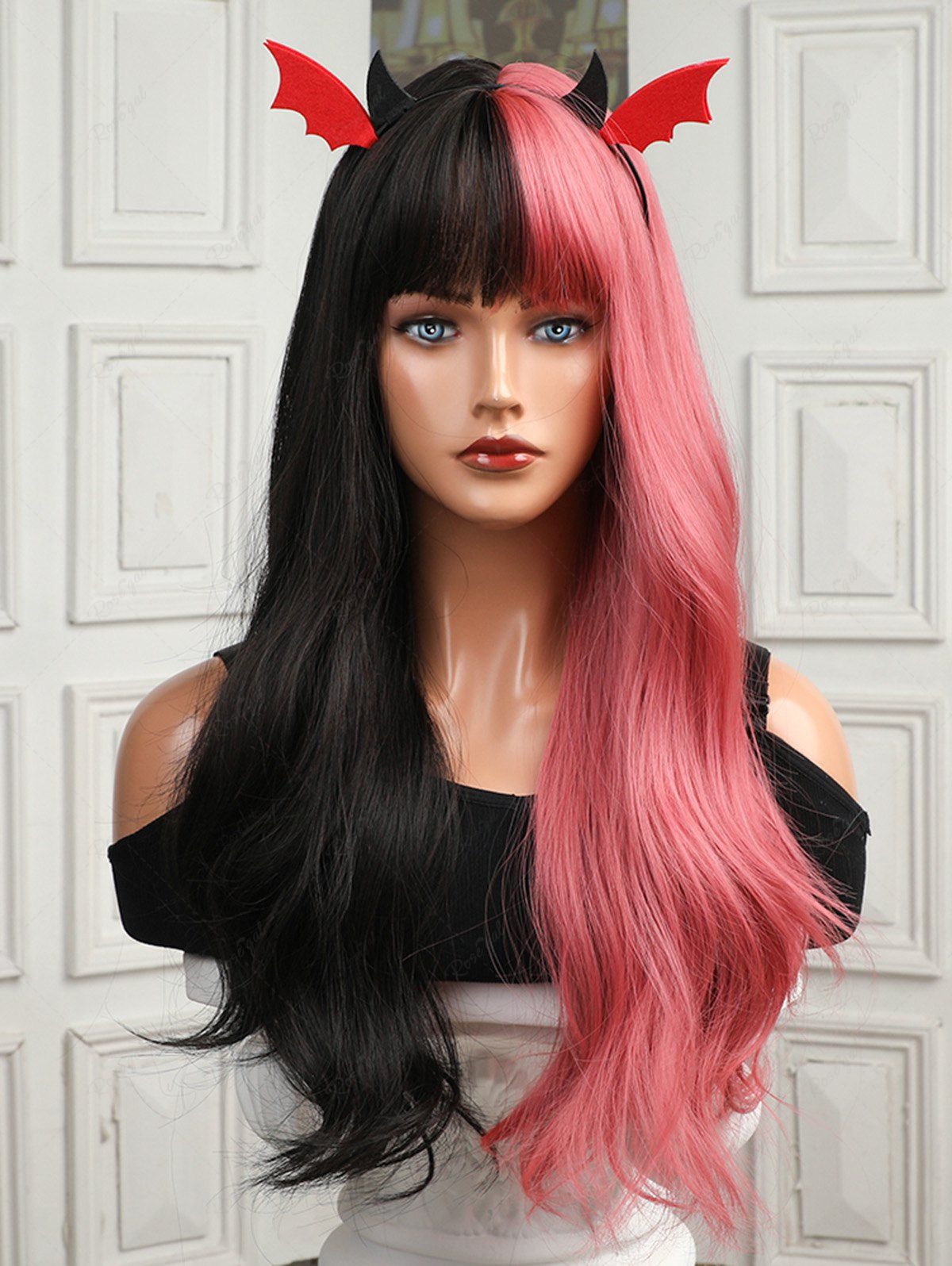 Perruque Synthétique D'Halloween Longue Ondulée Naturelle Bicolore Noir et Rose Noir Ensemble de 1 Pièce 28 pouces