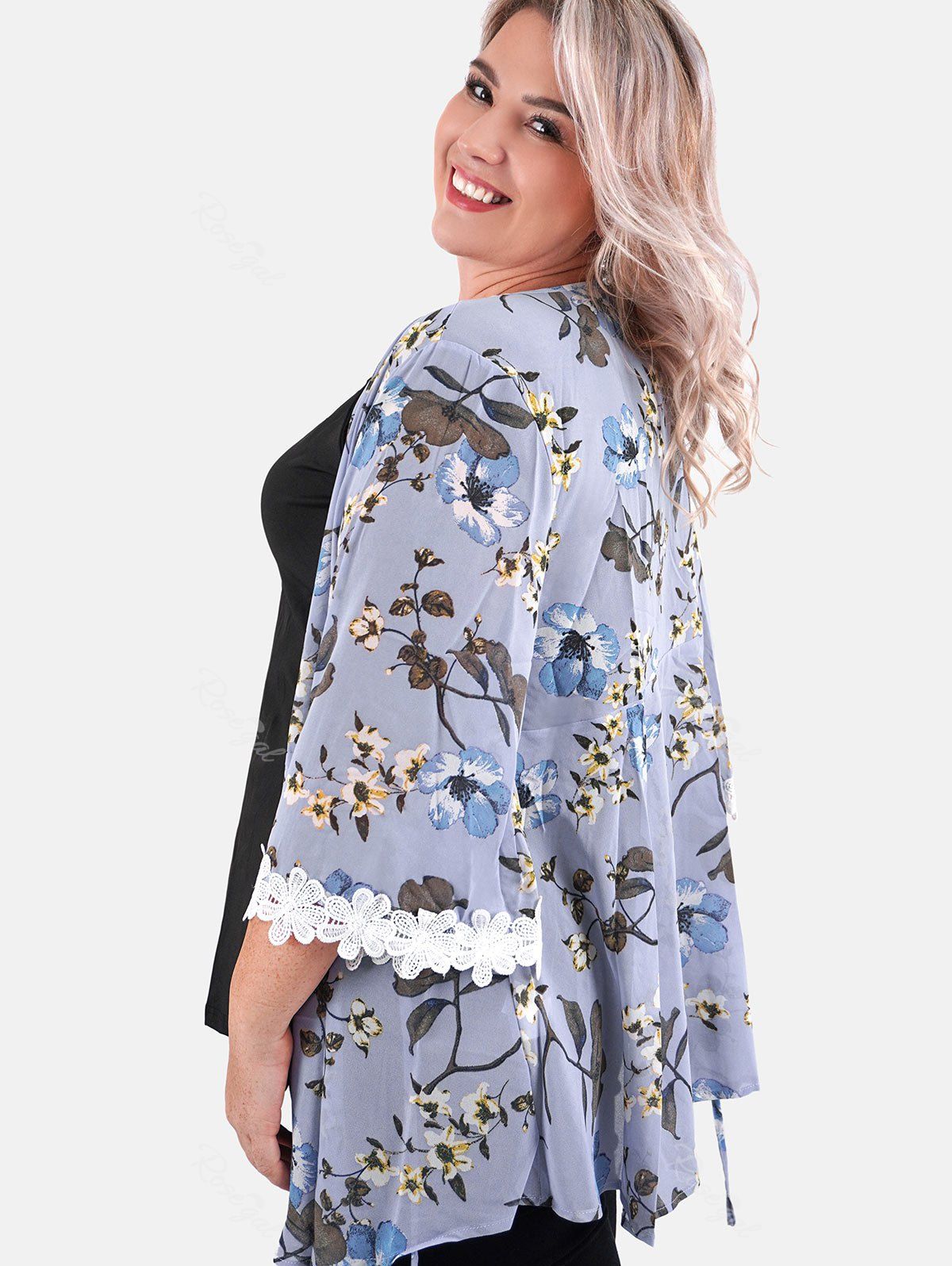 Kimono Curve de Grande Taille à Imprimé Floral Violet clair 2X | US 18-20