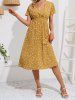 Robe de Vacances Mi-Longue Superposée à Imprimé Fleur à Taille Haute à Col V - Deep Yellow XL
