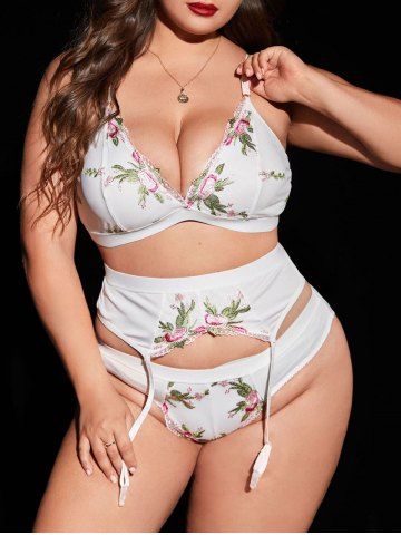 Plus Size Floral Embroidered Bra and Garter Set - WHITE - 1XL