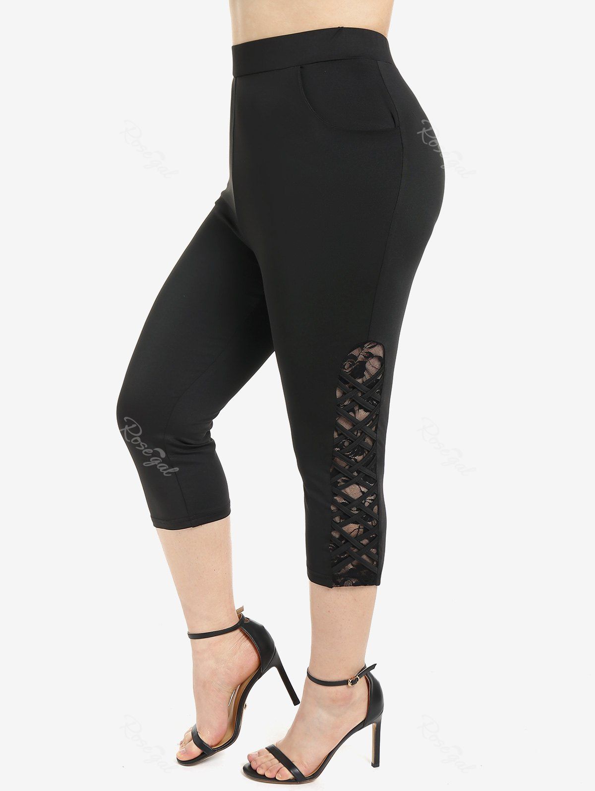 Sale Plus Size Crisscross Strappy Lace Panel Slant Pockets Capri Leggings  