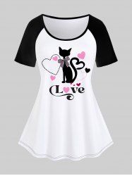 T-shirt à Imprimé Graphique Chat Cœur à Manches Raglan de Grande Taille - Blanc 5x | US 30-32