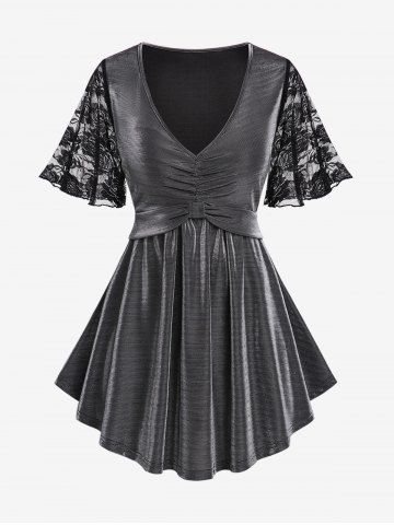Plus Size Lace Flutter Sleeves Knot Metal V Neck Tee - GRAY - 2X | US 18-20