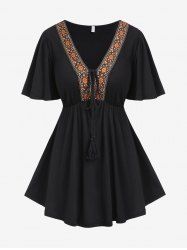 Plus Size Embroidered Tie Flutter Sleeves Plunging Tee - Noir 1X | US 14-16