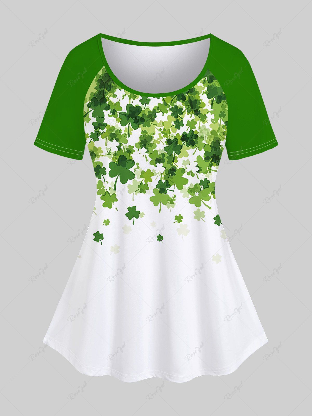 Plus Size St Patrick's Day Clovers Raglan Sleeves Tee Vert 5x | US 30-32