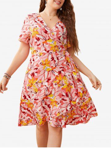 Plus Size Short Sleeves Flower Flounce A Line Wrap Dress - LIGHT PINK - 2XL