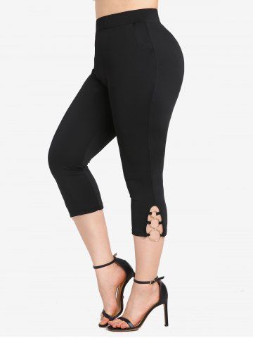 Plus Size O-rings Solid Capri Leggings with Pockets - BLACK - 5X | US 30-32