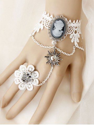 Baroque Vintage Beauty Crown Emboss Lace Mittens Bracelet - WHITE