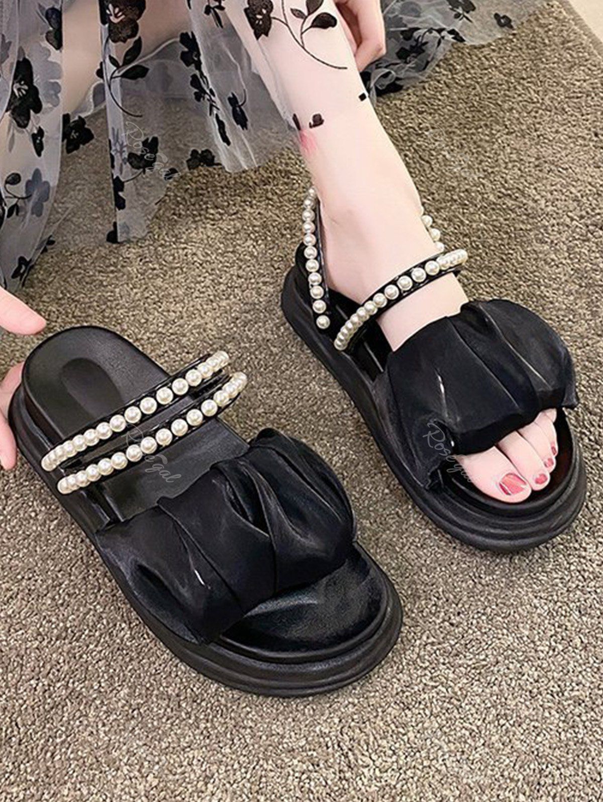 Fashion Faux Pearl Decor Multi-way Wear Sandals  