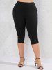 Plus Size Fishbone Guipure Lace Panel Capri Leggings with Pockets -  
