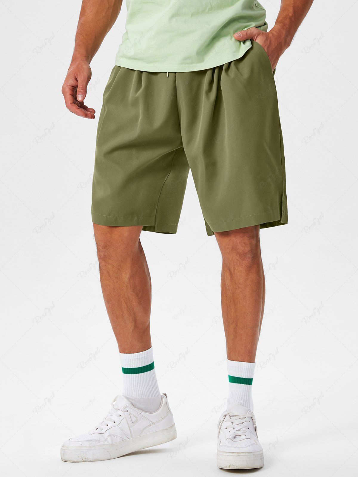 Affordable Side Slit Plain Vacation Bermuda Shorts  