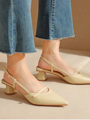 Wide Feet Chunky Heeled Pointed Toe Slingback Pumps
